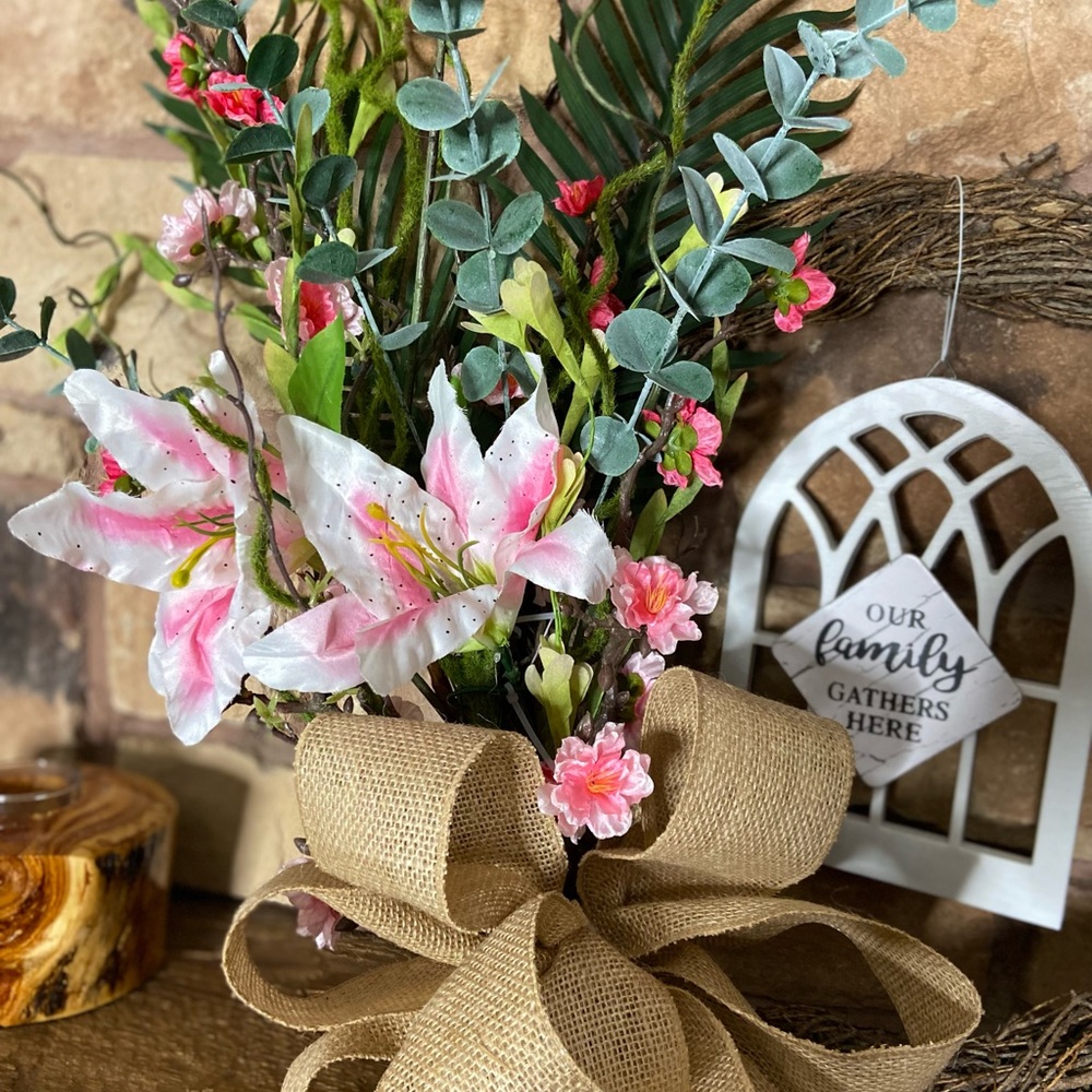 Grapevine Floral Wreath 18” SALE!!!! - Picture 4 of 13